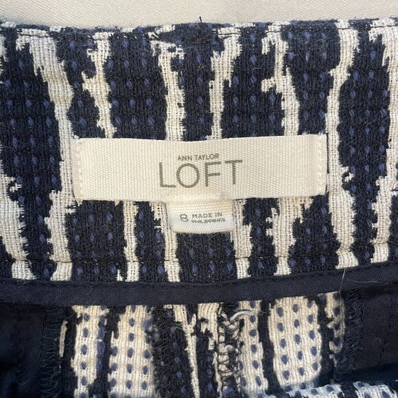 ~ Ann Taylor LOFT sz 8 Riviera Shorts Navy Blue White Pattern Pockets Belt Loops - Picture 5 of 14